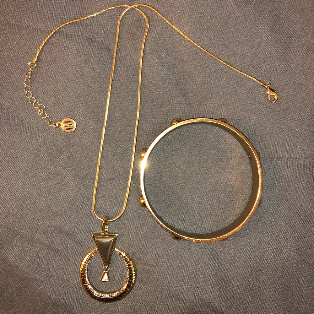 House of Harlow Aztec-style pendant chain + bangle